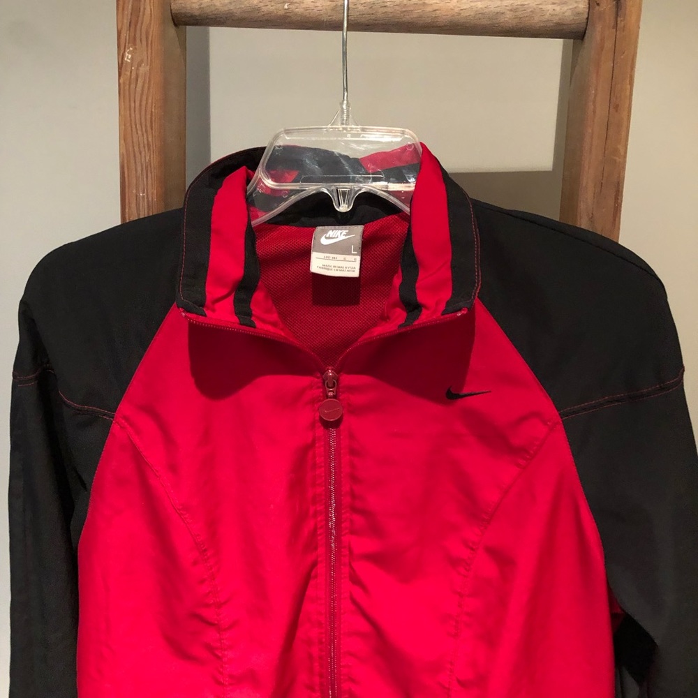 Nike Red/Black Lightweight Jacket Euc - image 3